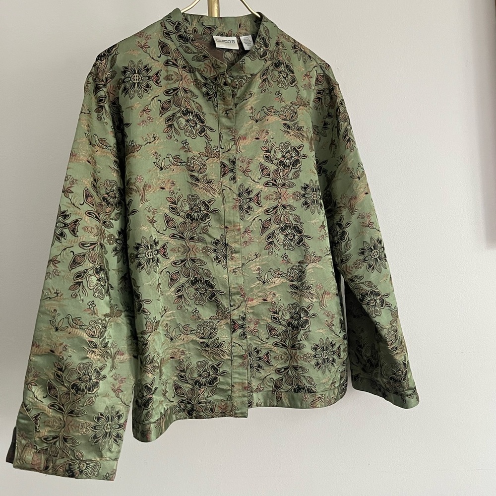Chico's Olive silk / lineFloral gorpcore casual Jacket (size 3)